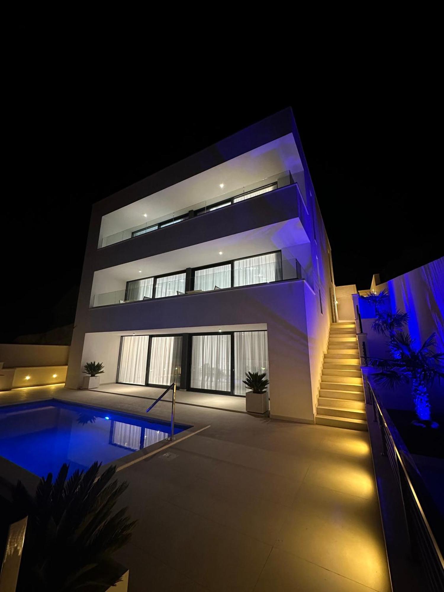 Villa Apartment Danny Baska Voda Luaran gambar